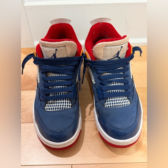 Jordan 4 Retro, size 4,5 Y Blue & White - Picture 1 of 7